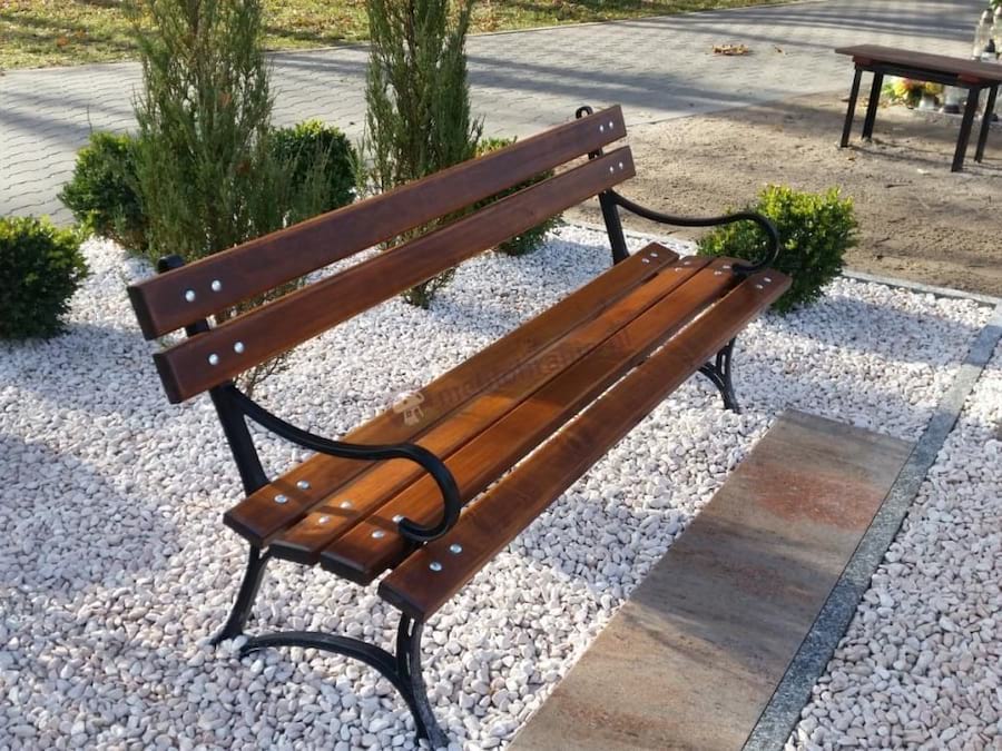 Ławka ogrodowa z podłokietnikami