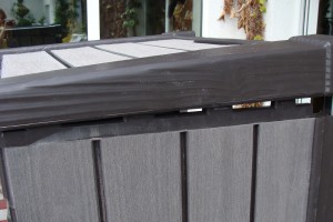 Skrzynia ogrodowa Keter Brushwood Storage Box 455L montowanie drugiego boku
